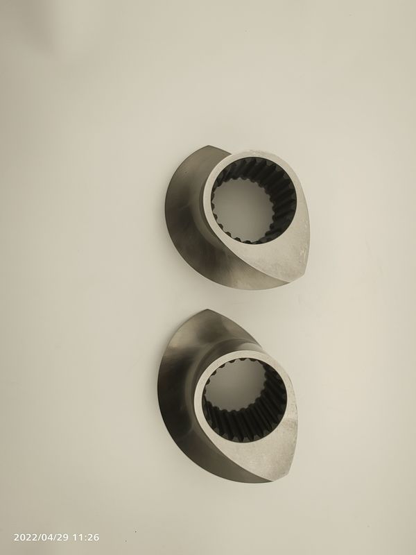 Zastosowany ekstruder paszowy z dwoma śrubokrętami ekstruder śrubokrętów do produkcji paszy dla zwierząt domowych