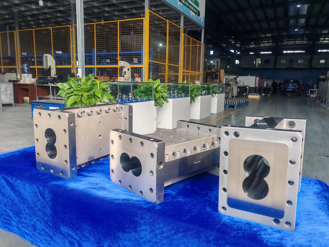 Dostosowane ślimaki CTE 75 do wytłaczarki dwuślimakowej w linii do wytłaczania tworzyw sztucznych