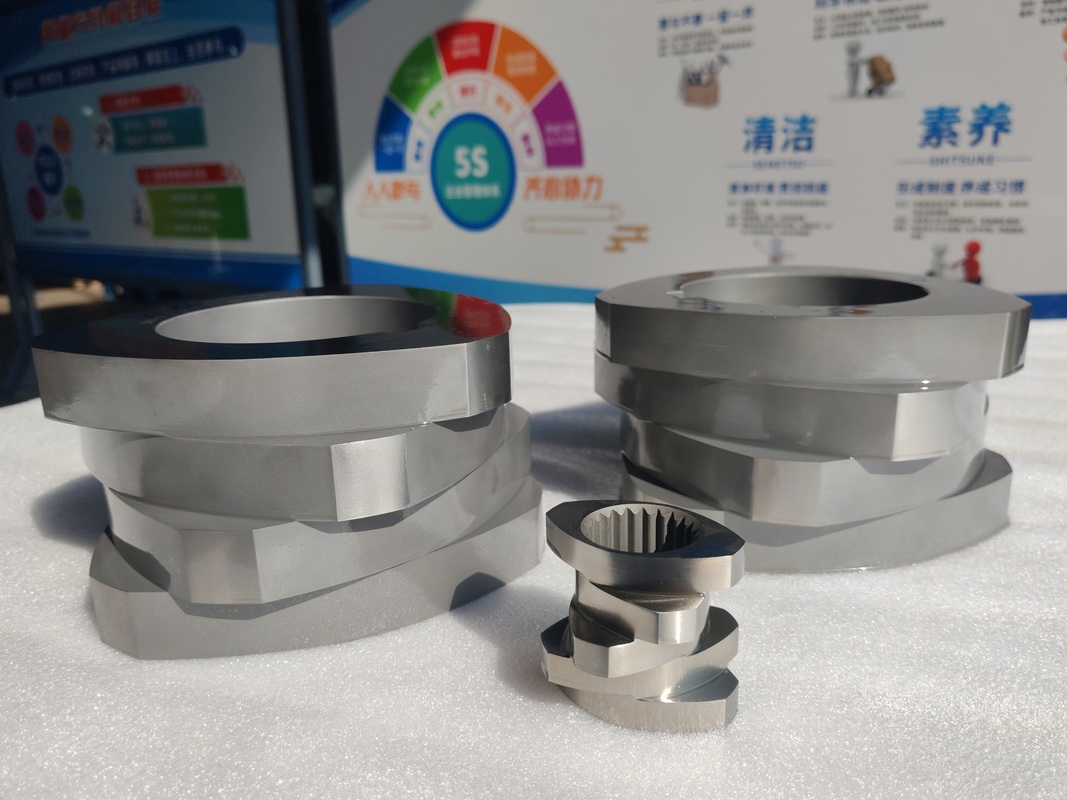 Elementy śrubowe do wytłaczarki dwuślimakowej SZK 250 z certyfikatem ISO 9001 i opcjami dostosowanymi do potrzeb klienta