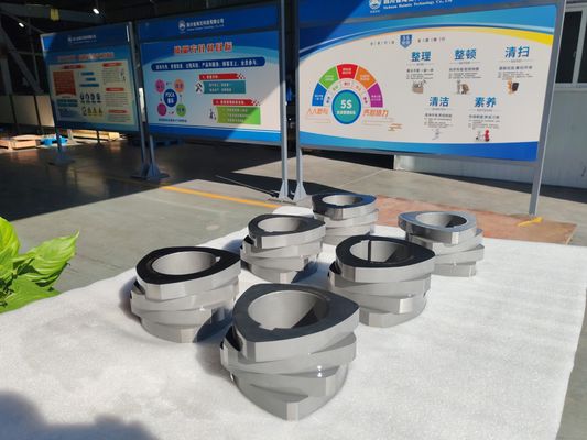 Elementy śrubowe do wytłaczarki dwuślimakowej SZK 250 z certyfikatem ISO 9001 i opcjami dostosowanymi do potrzeb klienta